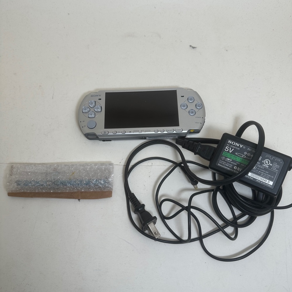 Sony PSP 3000 series with new battery Modded (Read)